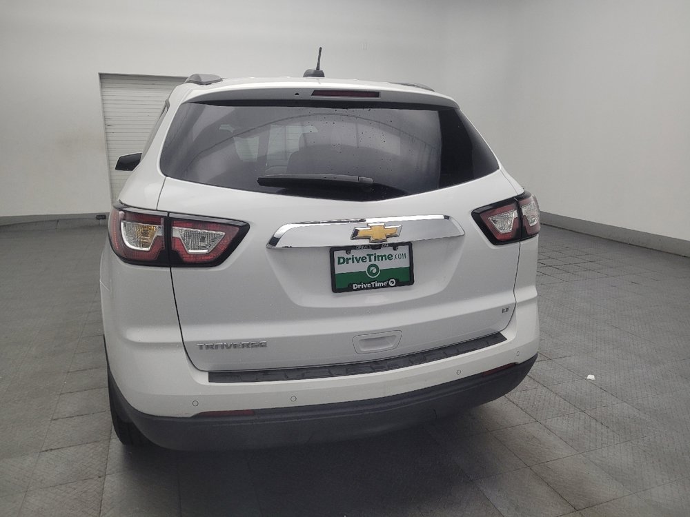 Used 2017 Chevrolet Traverse LT FWD image 6