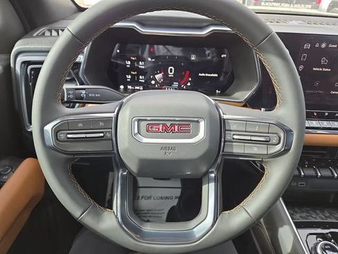 New 2026 GMC Canyon AT4 AWD/4WD image 16