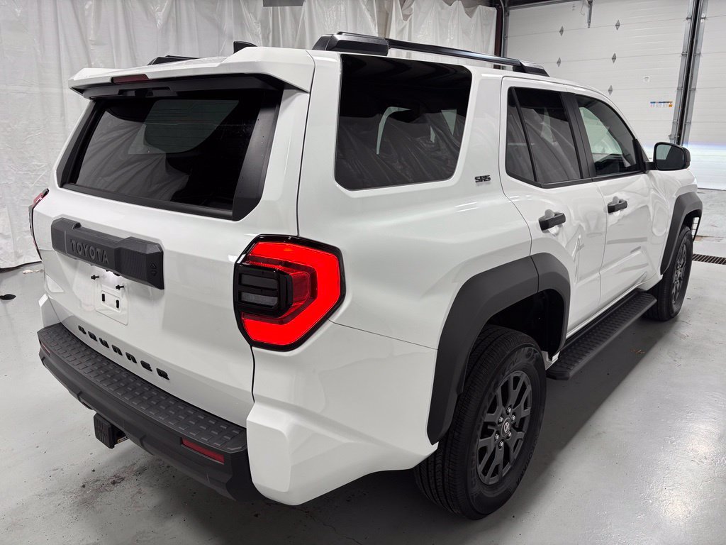 Used 2026 Toyota 4Runner SR5 AWD/4WD image 7