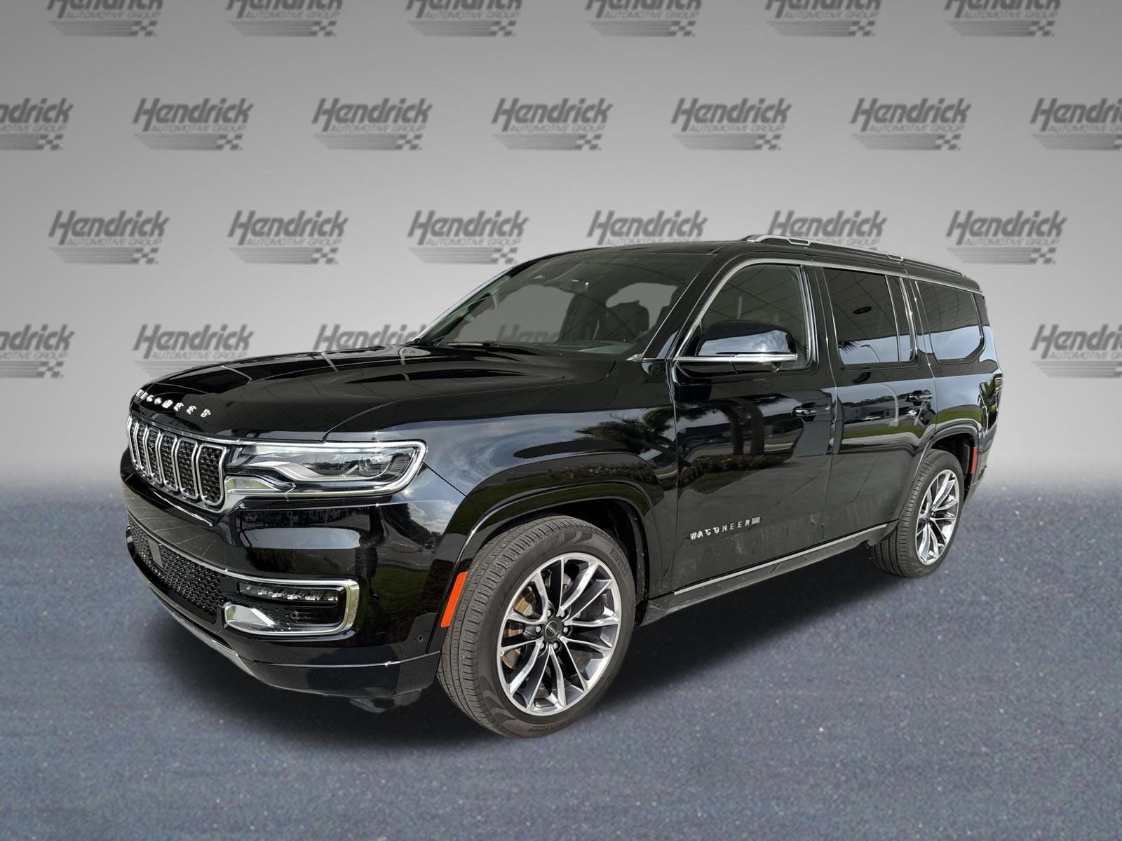 Used 2025 Jeep Wagoneer Series III w/ Premium Group I AWD/4WD image 4