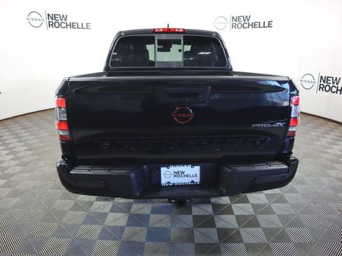 Used 2022 Nissan Frontier PRO-4X w/ Pro-4X Premium Package AWD/4WD image 6