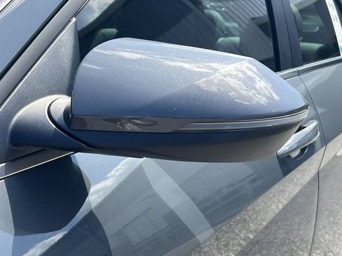 Certified 2025 Hyundai Elantra Limited FWD image 44