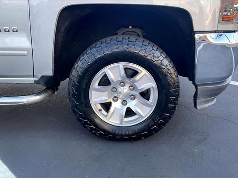 Used 2019 Chevrolet Silverado 1500 LT image 9