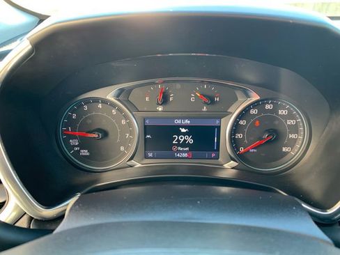 Used 2024 Chevrolet Equinox LT image 16