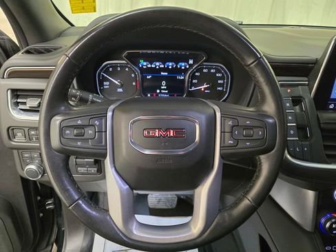 Used 2021 GMC Yukon SLE w/ Gmc Pro Safety Plus Package AWD/4WD image 15