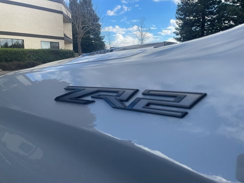 Used 2024 Chevrolet Silverado 1500 ZR2 w/ Technology Package image 10