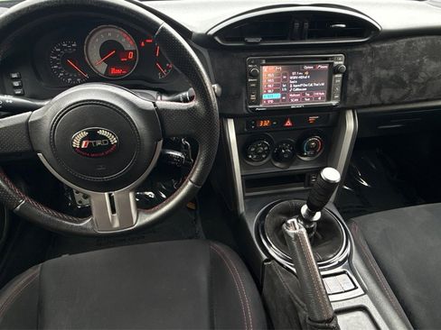 Used 2014 Scion FR-S RWD image 36