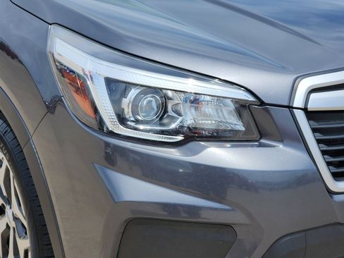 Used 2020 Subaru Forester Premium AWD/4WD image 10
