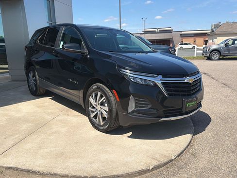 Used 2024 Chevrolet Equinox LT AWD/4WD image 7