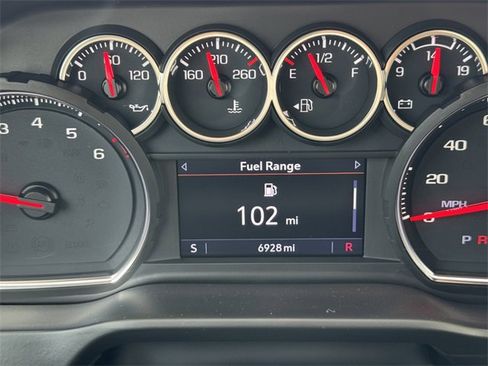 Used 2021 Chevrolet Silverado 1500 LT image 26