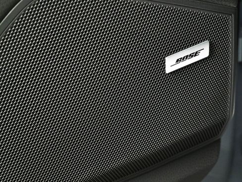 New 2026 Porsche Cayenne Coupe AWD/4WD image 7