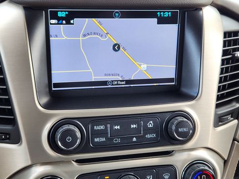Used 2020 GMC Yukon Denali w/ Denali Premium Package RWD image 7