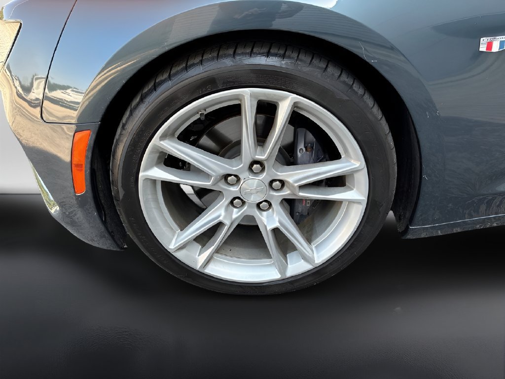 Used 2023 Chevrolet Camaro SS RWD image 31