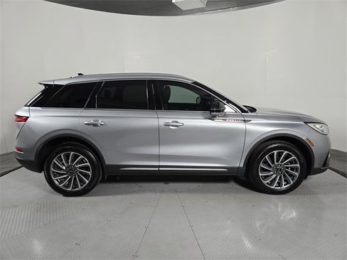 Certified 2023 Lincoln Corsair Reserve w/ Equipment Group 201A image 3