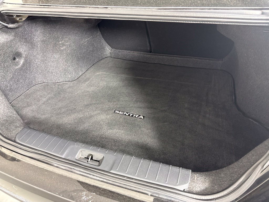 Used 2024 Nissan Sentra SV FWD image 23