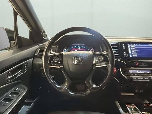 Used 2022 Honda Pilot Black Edition image 16