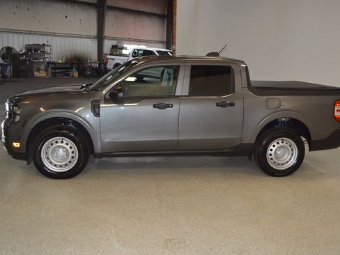 Used 2025 Ford Maverick XL w/ Equipment Group 102A image 6