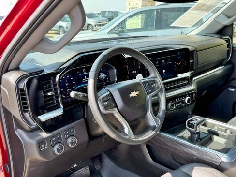 Certified 2024 Chevrolet Silverado 1500 LTZ image 16