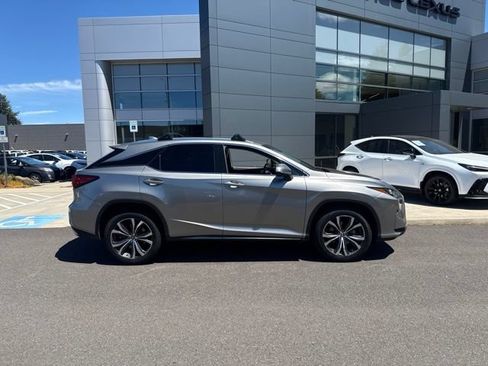 Used 2018 Lexus RX 350 FWD w/ Premium Package image 2