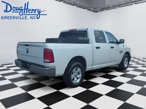 Used 2022 RAM 1500 Classic SLT RWD image 5