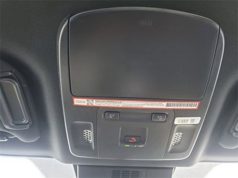 New 2026 Toyota Camry SE image 33