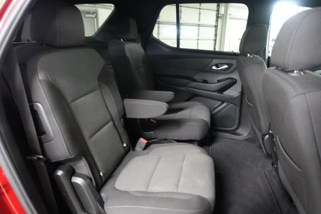 Used 2023 Chevrolet Traverse LT FWD image 25