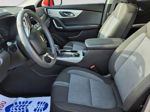 Used 2023 Chevrolet Blazer LT w/ Convenience Package FWD image 11