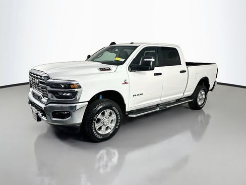 Used 2026 RAM 2500 Big Horn AWD/4WD image 3