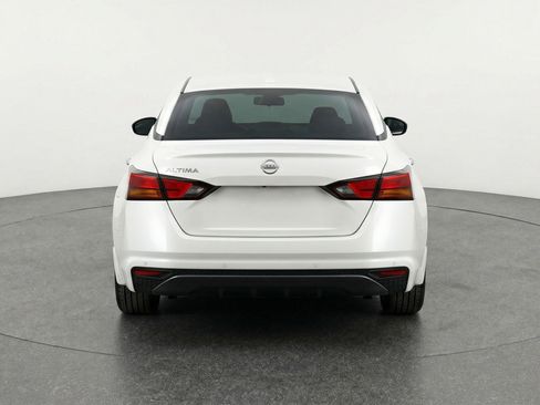 Used 2025 Nissan Altima 2.5 SV image 7