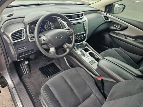 Used 2022 Nissan Murano S AWD/4WD image 2