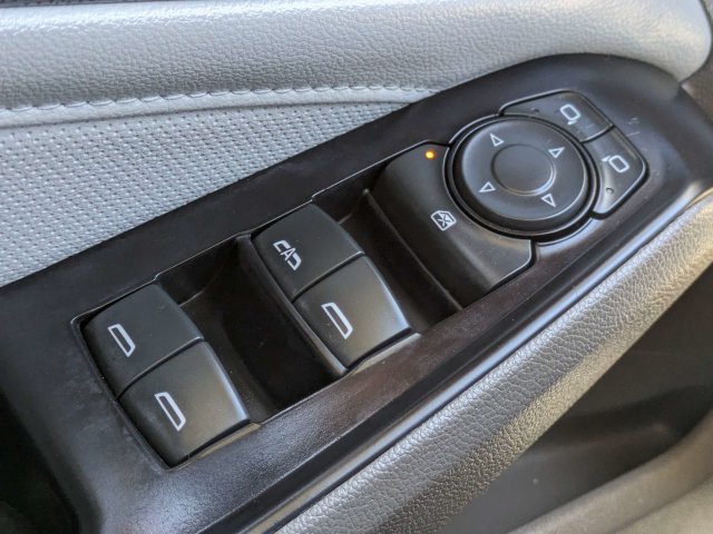 Used 2019 Chevrolet Traverse Premier w/ Driver Confidence II Package FWD image 26