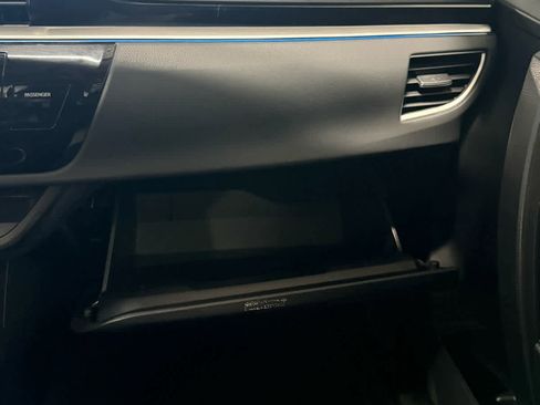 Used 2015 Toyota Corolla S image 21