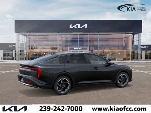 New 2025 Kia K4 EX image 6