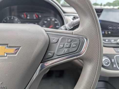 Used 2023 Chevrolet Malibu LS FWD image 20
