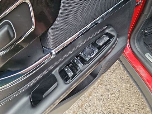 Used 2023 Lincoln Corsair AWD w/ Equipment Group 102A image 15