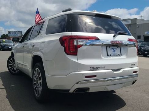 Used 2023 GMC Acadia Denali w/ Denali Ultimate Package AWD/4WD image 5