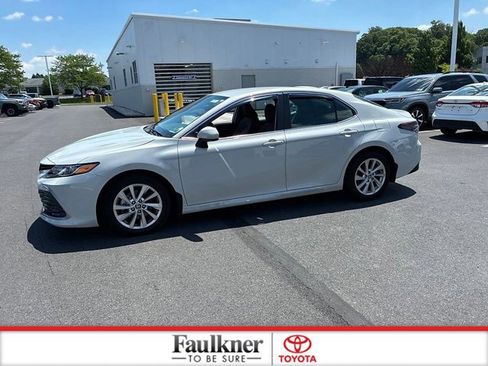 Used 2023 Toyota Camry LE AWD/4WD image 18