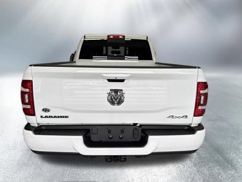 Used 2024 RAM 2500 Laramie AWD/4WD image 5