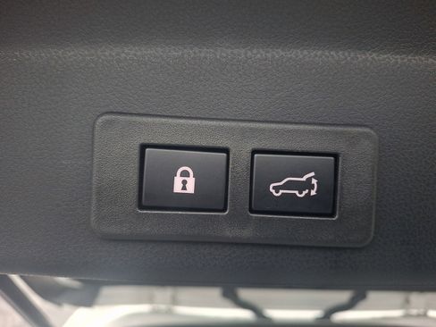 Certified 2025 Subaru Ascent Touring image 31