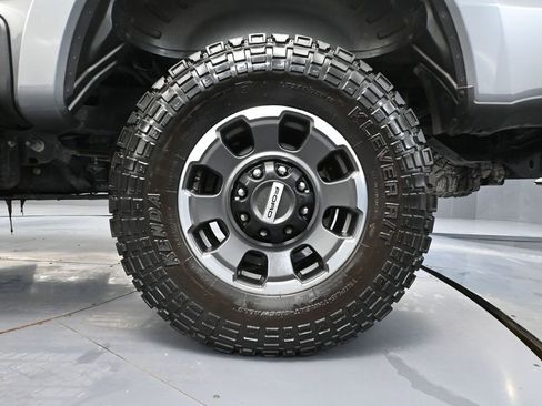 Used 2023 Ford F250 Lariat w/ Tremor Off-Road Package image 15