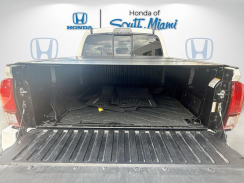 Used 2023 Toyota Tacoma SR AWD/4WD image 25