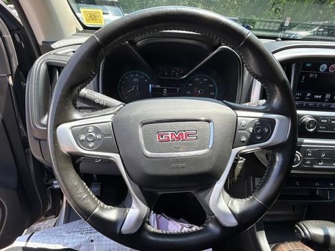 Used 2017 GMC Canyon SLE AWD/4WD image 12