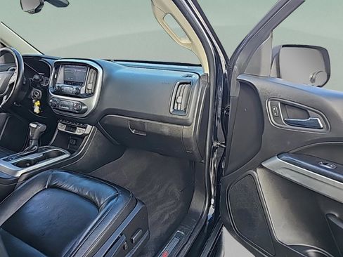 Used 2020 Chevrolet Colorado ZR2 image 32