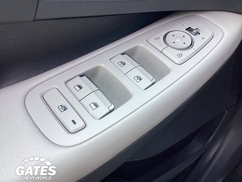 Used 2025 Hyundai Sonata SEL FWD image 18