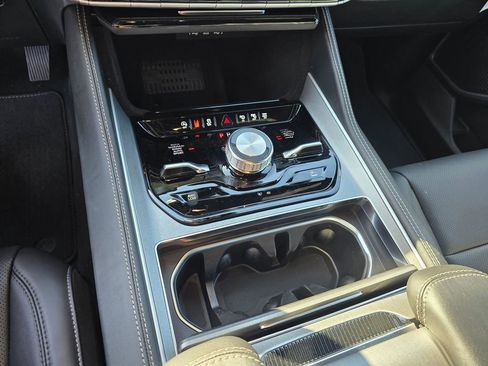 New 2026 Jeep Grand Wagoneer L Limited AWD/4WD image 23