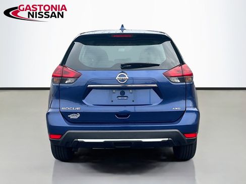 Used 2020 Nissan Rogue S image 7