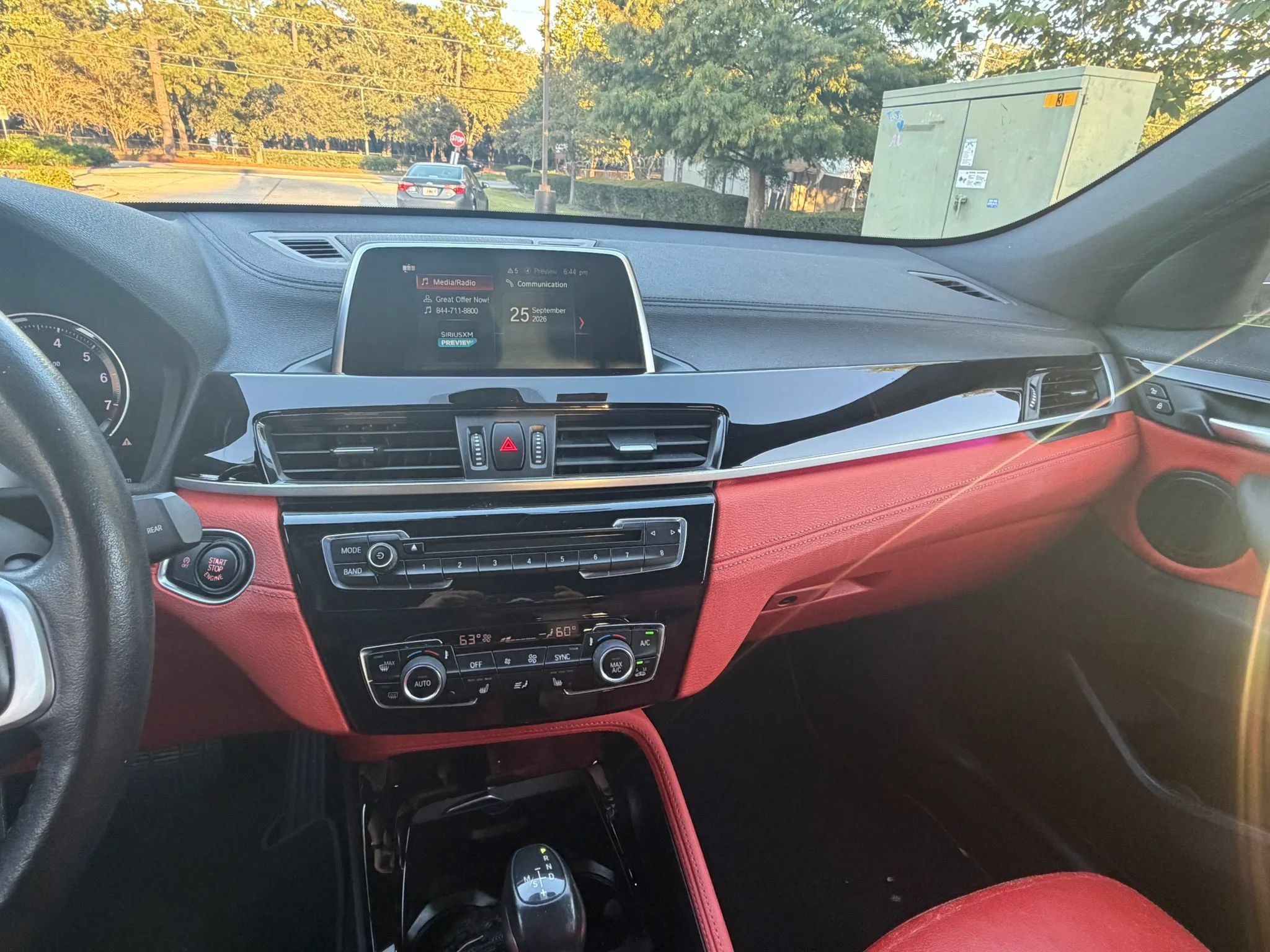 Used 2018 BMW X2 sDrive28i w/ Convenience Package FWD image 9