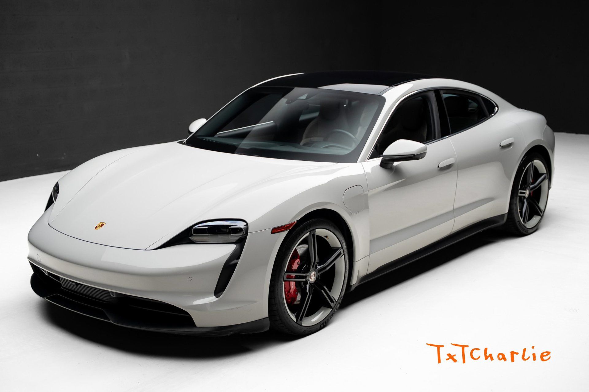 Used 2022 Porsche Taycan 4S AWD/4WD image 1