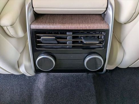 Certified 2023 Land Rover Range Rover SE AWD/4WD image 18
