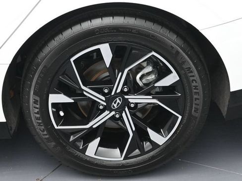 Used 2025 Hyundai Sonata SEL FWD image 8